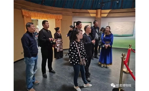 西藏自治区林芝市巴宜区政协文化考察团参观昭君博物院
